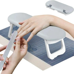 Nail Hand Pillow Recolte